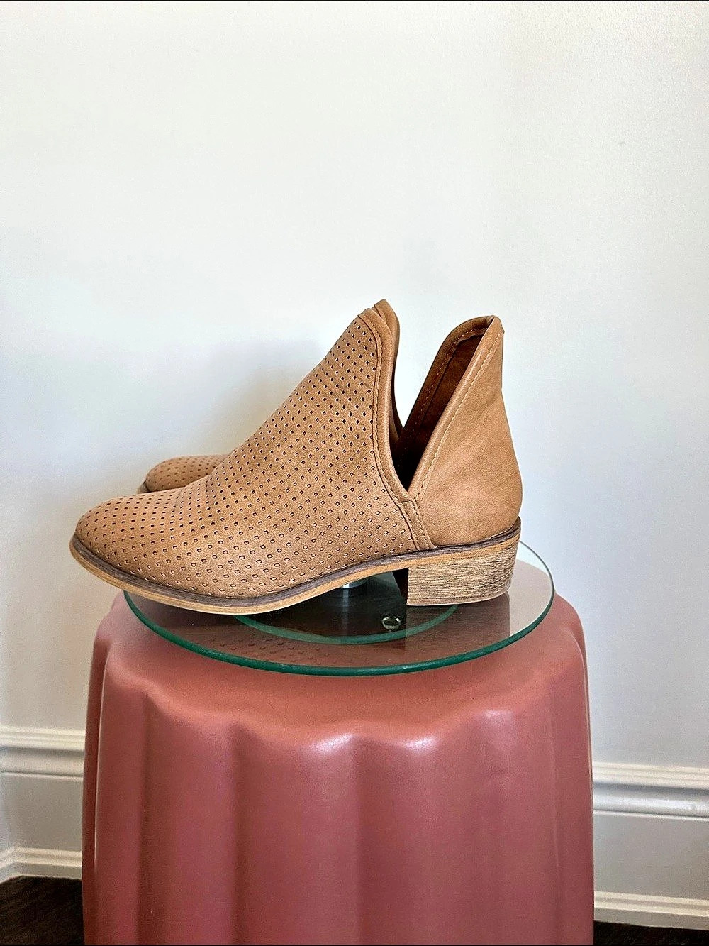 Seven7 Perforated Ankle Boots in tan colour women’s US 6 boho chic fall wear